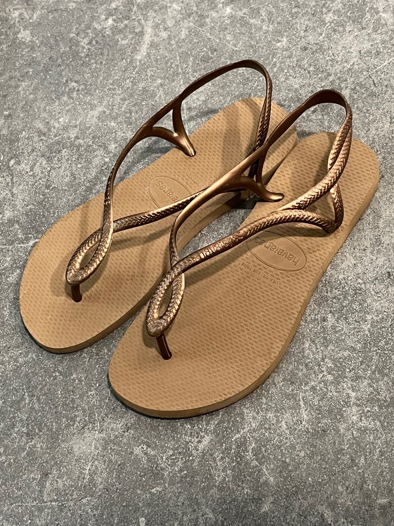 Gold havaianas with diamante online