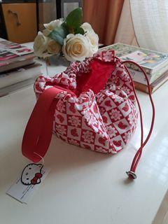 Hello Kitty Pouch
