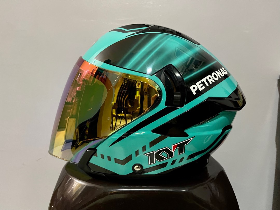 Helmet KYT PETRONAS Edition, Motorbikes on Carousell