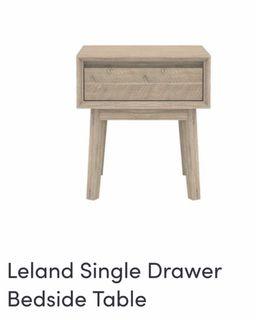 Hipvan Leland Bedside Table