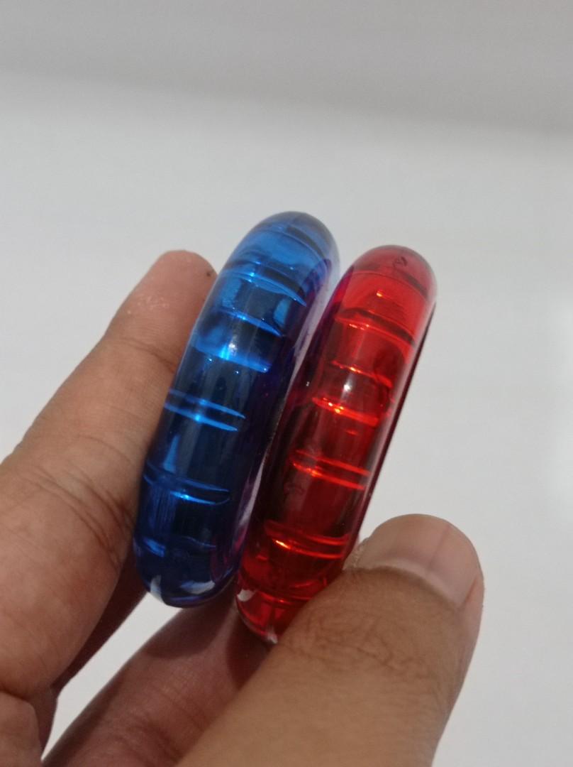 HYPER YOYO YOMEGA HYPERLOOP MADE IN USA 1998 (BLUE RED), Hobbies & Toys, Toys & Games on Carousell