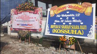 Karangan Bunga Papan Pernikahan Surabaya 0852-3255-2459 CIAMIK