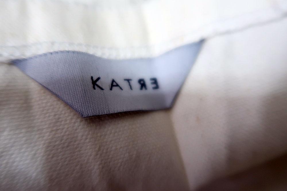Katre Tote Bag (Category: Tote Bags) located in Santa Rosa. Submitted by titafromlaguna (Listing ID 1185578117, Image 3). Description: White, very spacious perfect for casual or grocery use. No compartments inside. Dimension: 16"L x 3"W x 15.5"H *no issues.