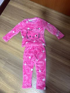 (Category: ) located in . Submitted by adeline_lim88 (Listing ID 1185683375, Image 1). Description: .