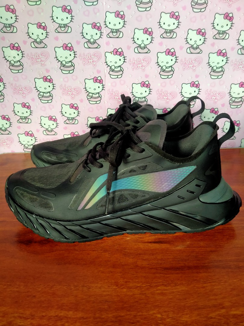 Lining running shoes, Men's Fashion, Footwear, Sneakers on Carousell
