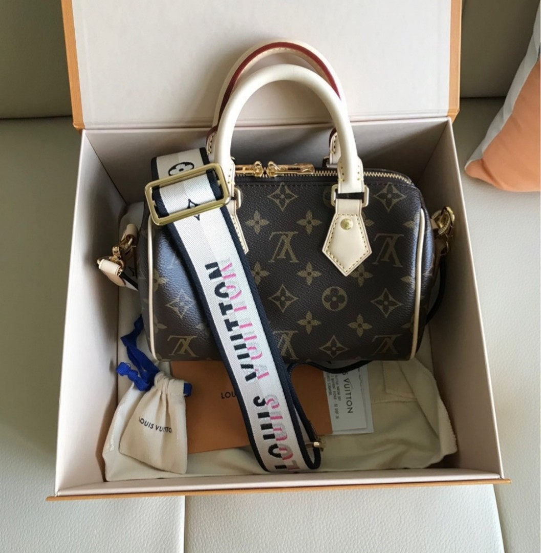 Louis Vuitton Speedy Bandouliere 20, Luxury, Bags & Wallets on Carousell