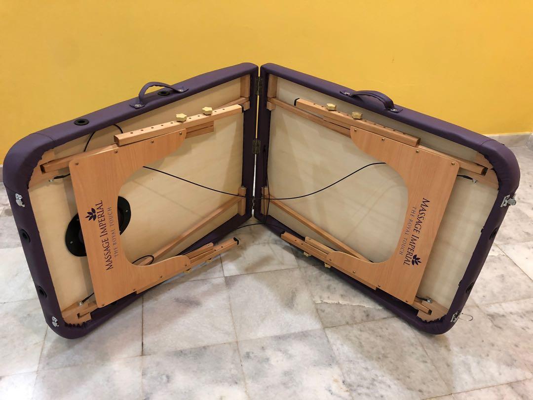 Massage bed, pick up from Kota Kemuning, Beauty & Personal Care, Bath