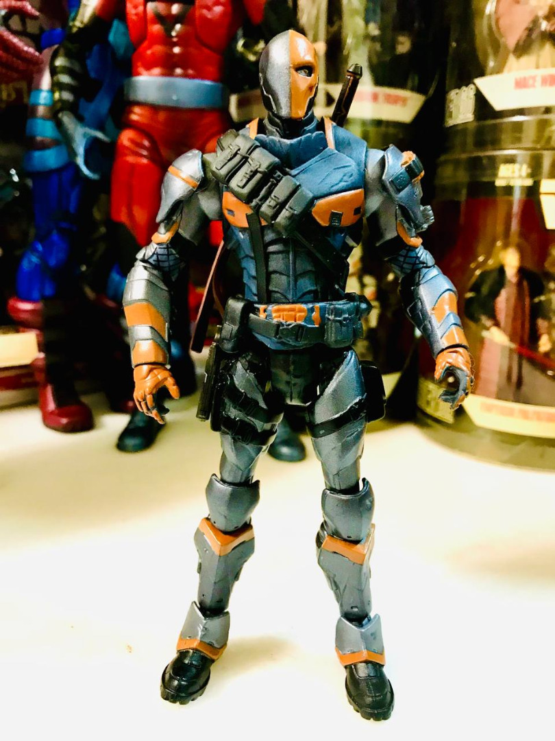 Batman unlimited deathstroke hotsell