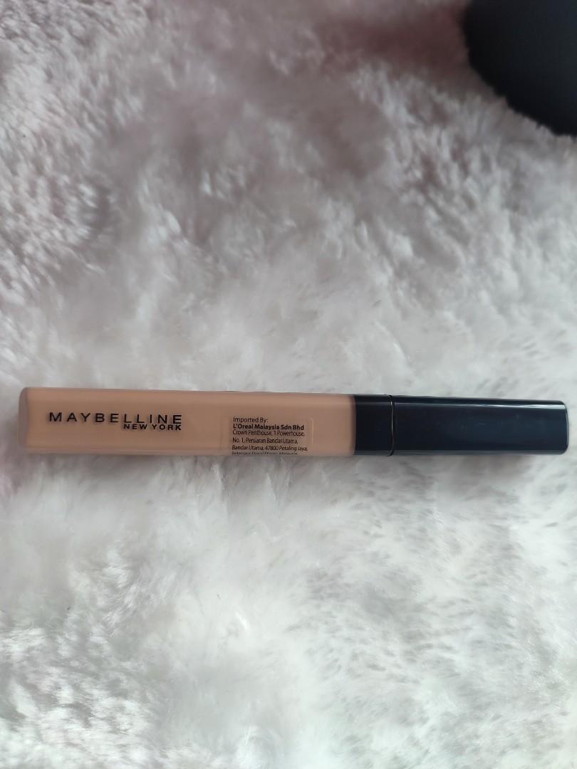 Maybelline concealer code light (Category: Makeup) located in Marang. Submitted by kin_r (Listing ID 1185543498, Image 1). Description: like new...buka untuk test warna.