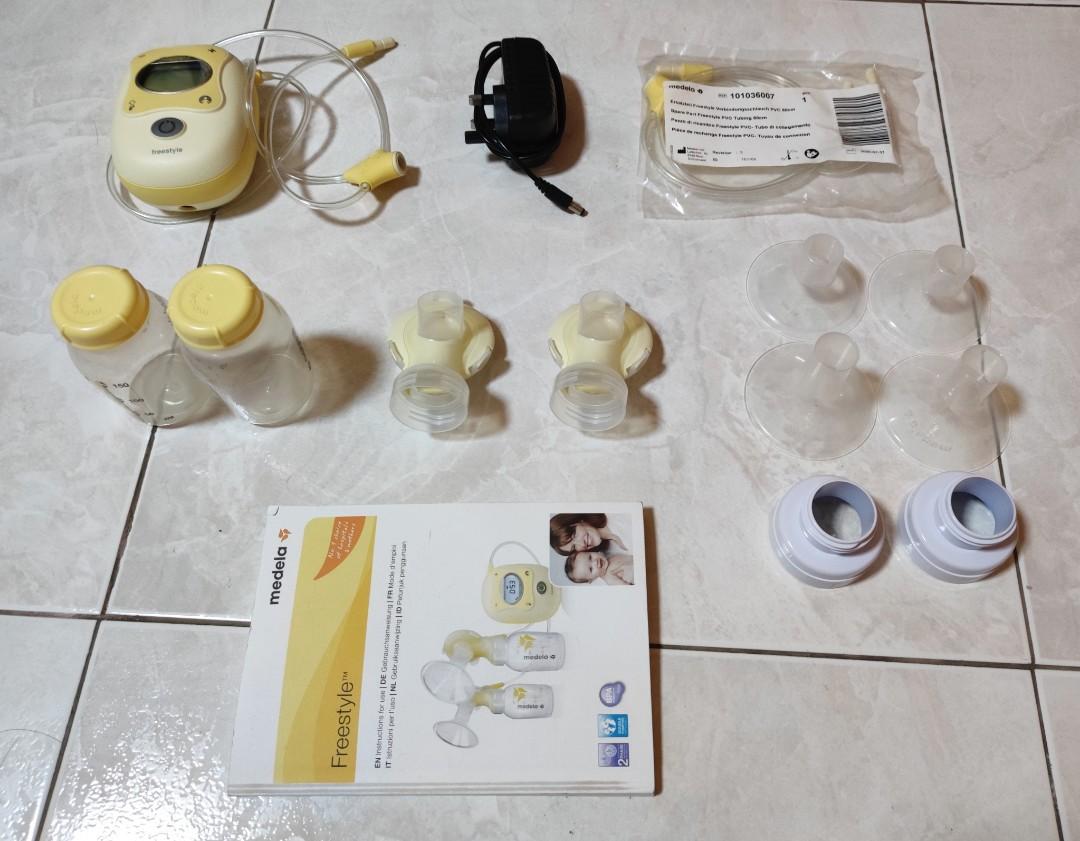 Medela Freestyle Breastpump and accessories, Babies & Kids, Nursing