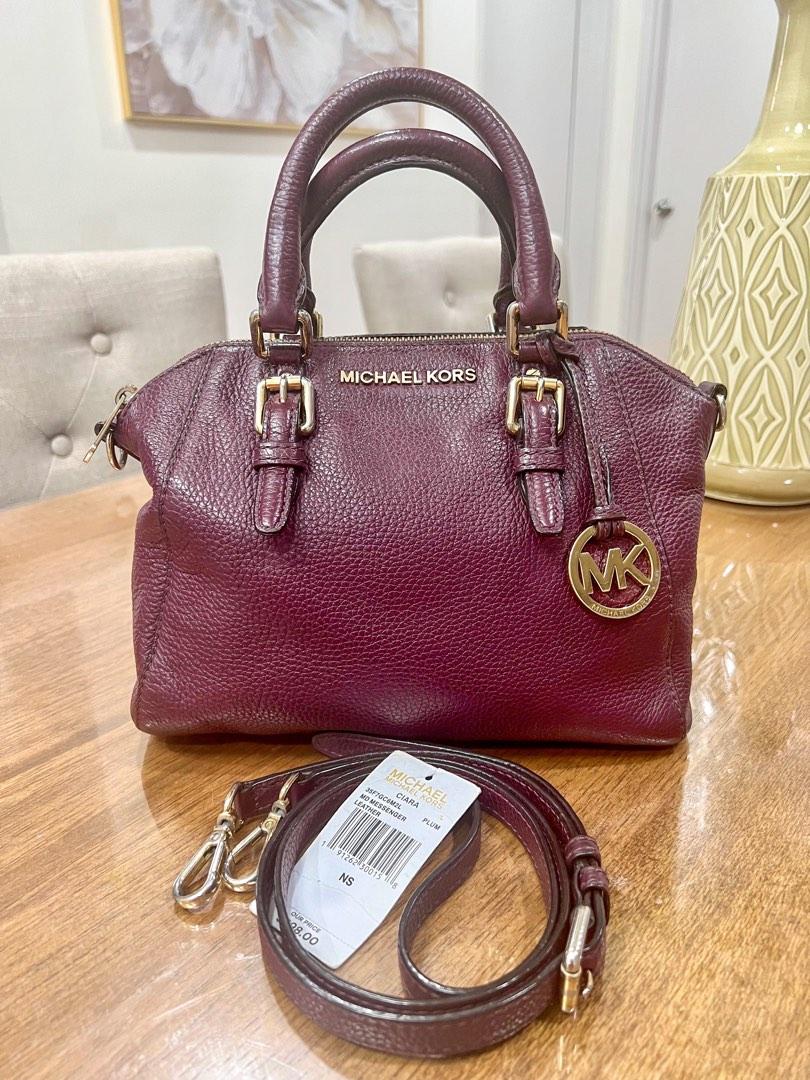 Michael Kors Emmy Saffiano Leather Medium Crossbody In Black, Women's  Fashion, Bags & Wallets, Purses & Pouches on Carousell