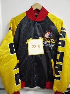(Category: ) located in . Submitted by aminstore56 (Listing ID 1185544118, Image 1). Description: .