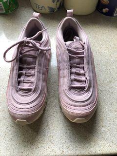 Nike 97s like new