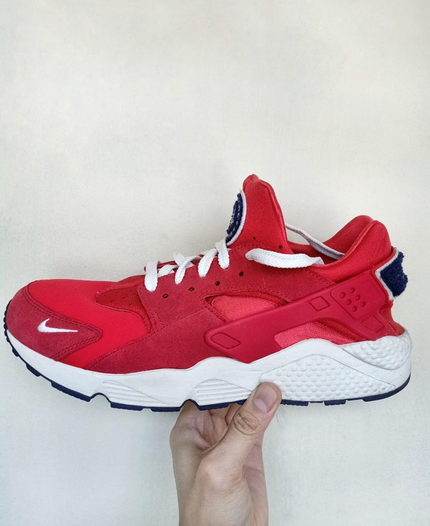 NIKE AIR HUARACHE RUN PREMIUM UNIVERSITY RED