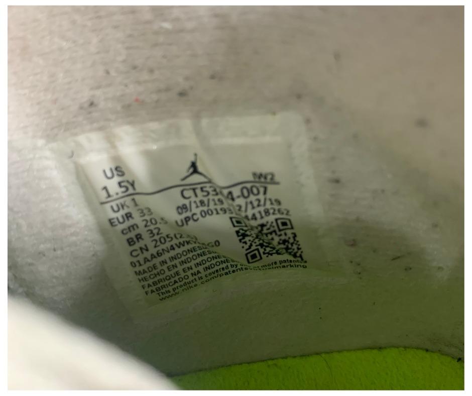j4 retro off white