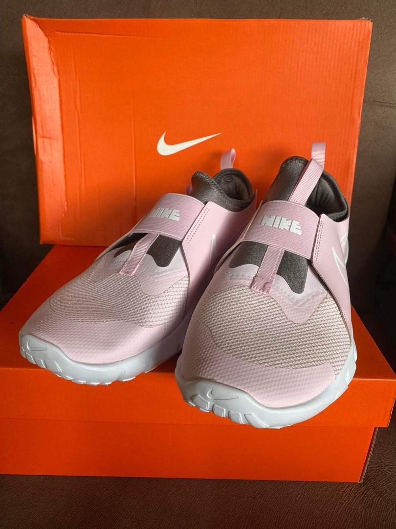 womens slip on nike trainers
