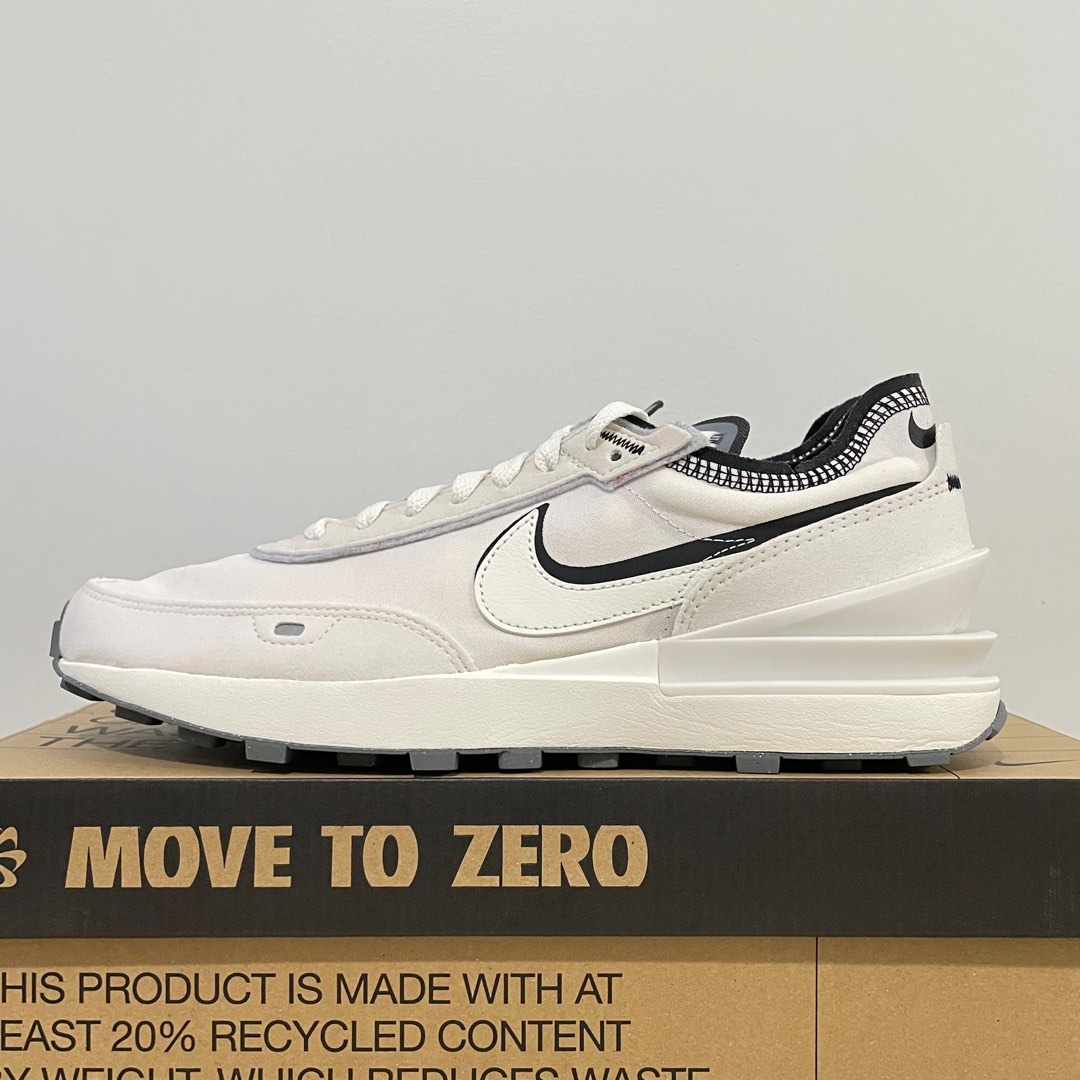 Nike Waffle One SE Shoes Men BRAND NEW, Men's Fashion, Footwear