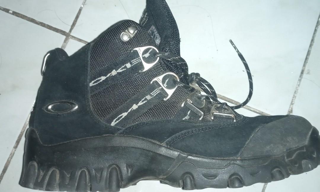 Oakley online winter boots