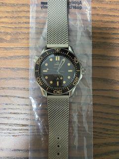 OMEGA SEAMASTER 300M DIVER JAMES BOND EDITION ON TITANIUM BRACELET 210.90.42.20.01.001