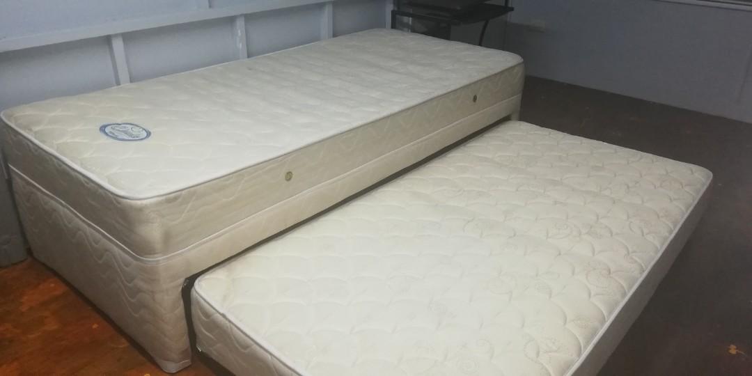 Salem cloud bed best sale with pull out