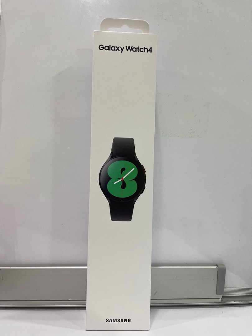 Original Samsung Watch 4 Black 40mm, Mobile Phones & Gadgets, Wearables
