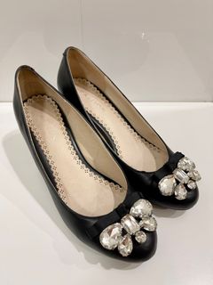 (Category: ) located in . Submitted by _pipiyayaya (Listing ID 1185560889, Image 1). Description: .