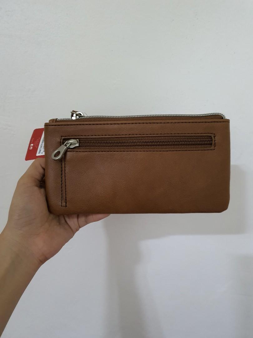 Relic wristlet deals wallet