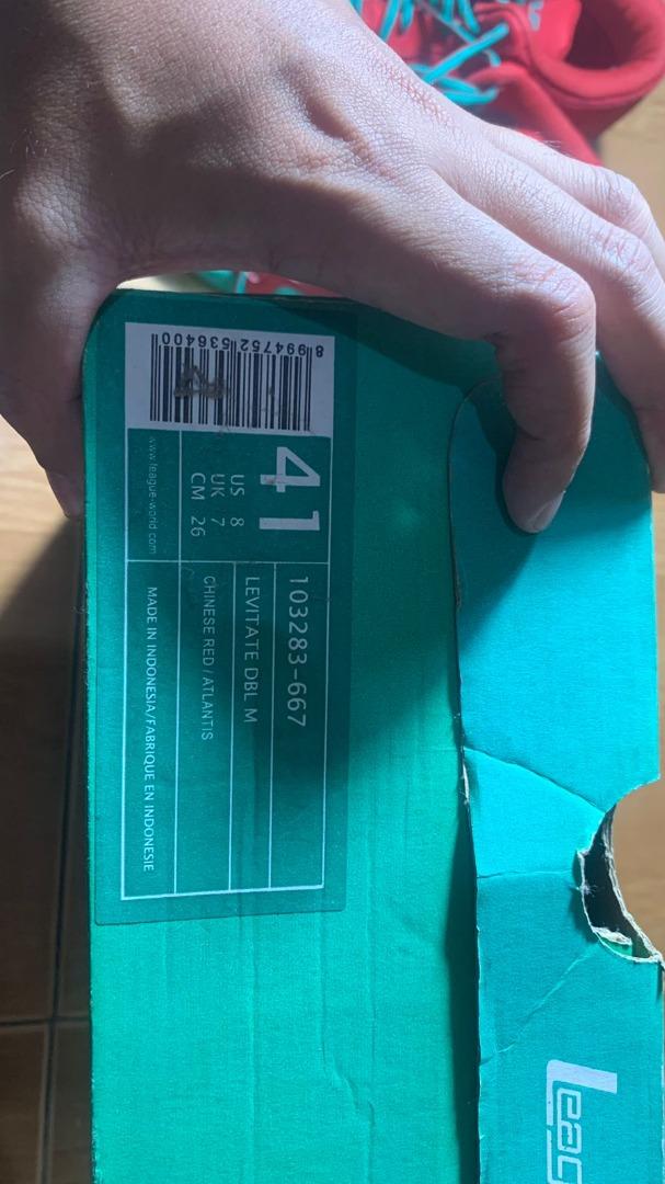 Sepatu Basket League bekas