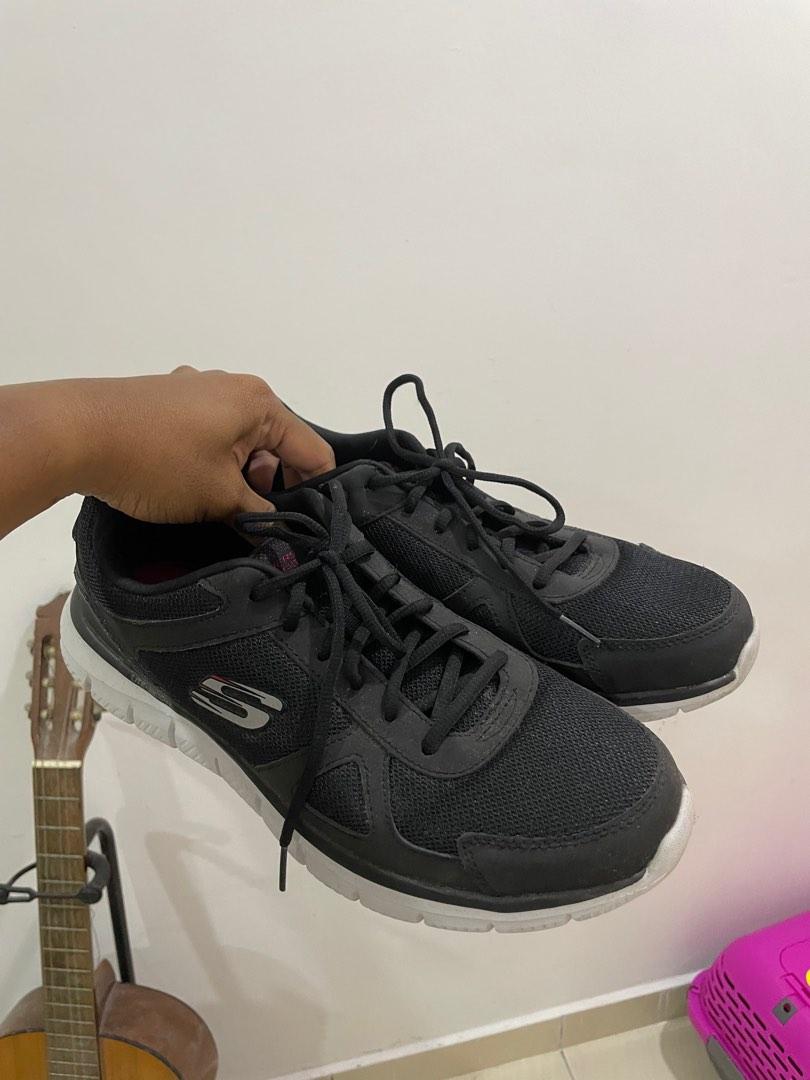 Skechers men's sales track scloric