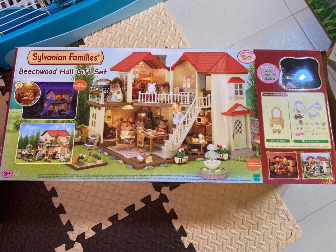 Sylvanian families beechwood hall set top