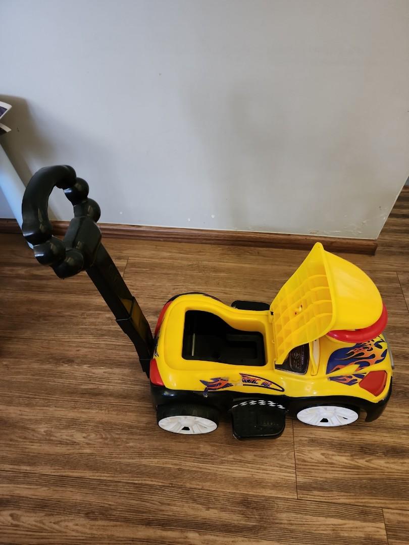 Toy car + music, Hobbies & Toys, Toys & Games on Carousell