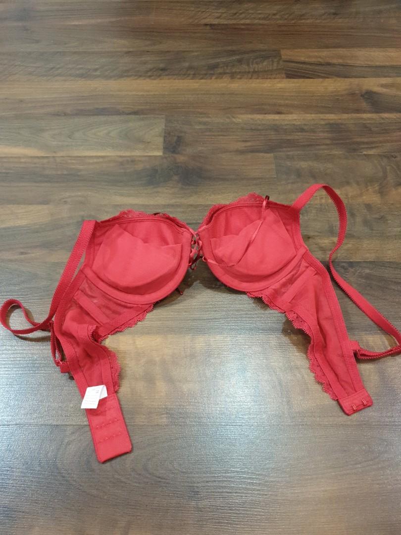 Brand new】Triumph Maximizer Wired Push Up Bra 【A75】(Red - Light