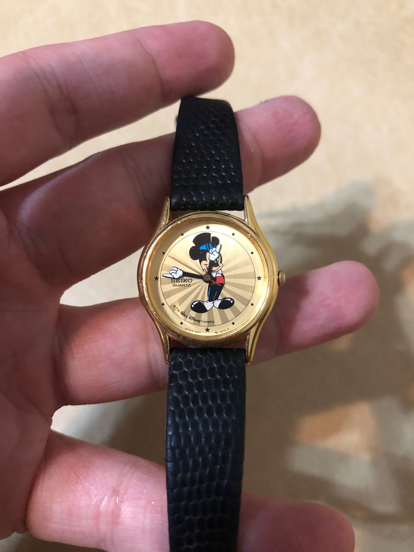 Vintage Seiko Mickey Mouse watch excellent, Women's Fashion, Watches &  Accessories, Watches on Carousell