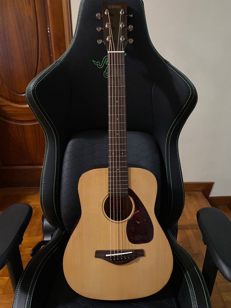 Yamaha FG Junior JR2S Natural Hobbies Toys Music Media