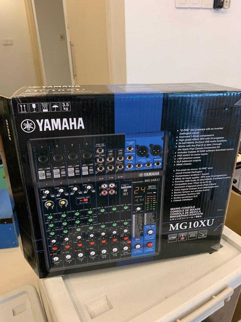 Yamaha Mixing Console MG10XU complete with Gator Casing, Audio