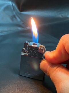 Zippo Refillable Direct Flame Yellow Lighter Insert (Yellow Flame) with Butane Refill64224001343875110