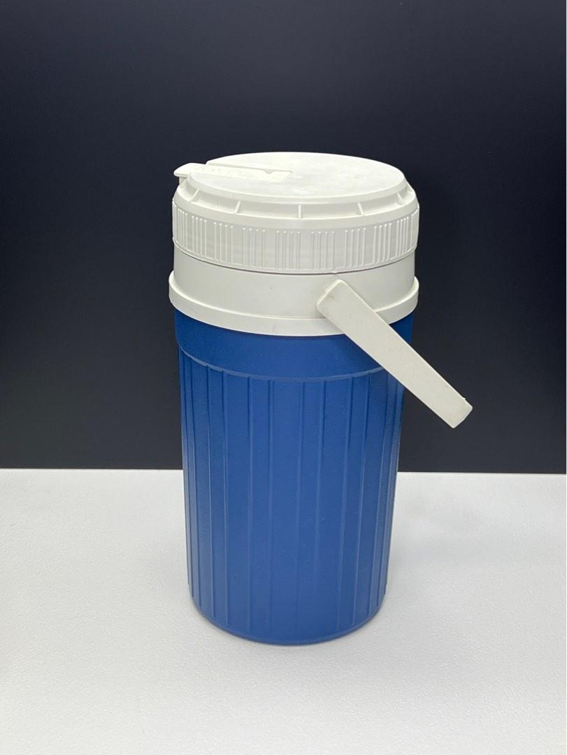 1/2 Gallon IGLOO Water Cooler Bottle, Furniture & Home Living, Kitchenware & Tableware, Water
