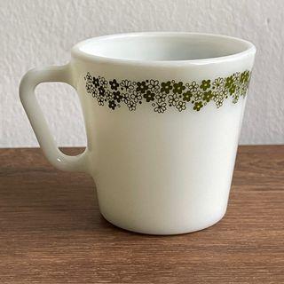 1 vintage spring blossom / crazy daisy glass mug