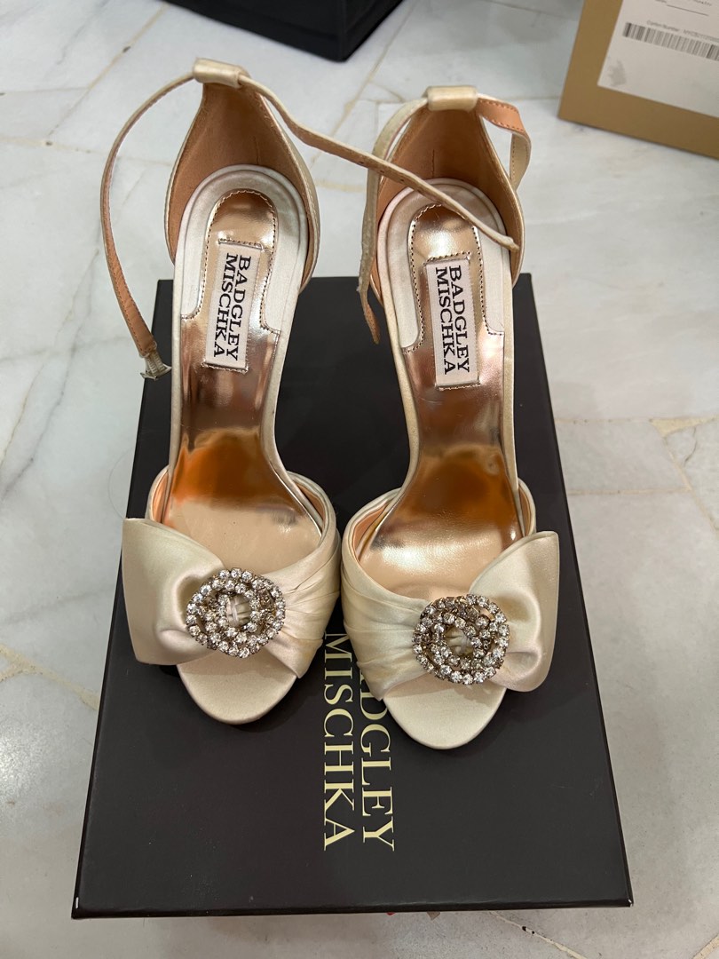 Macy's wedding shoes sales badgley mischka