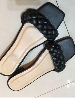 Black braid flats
