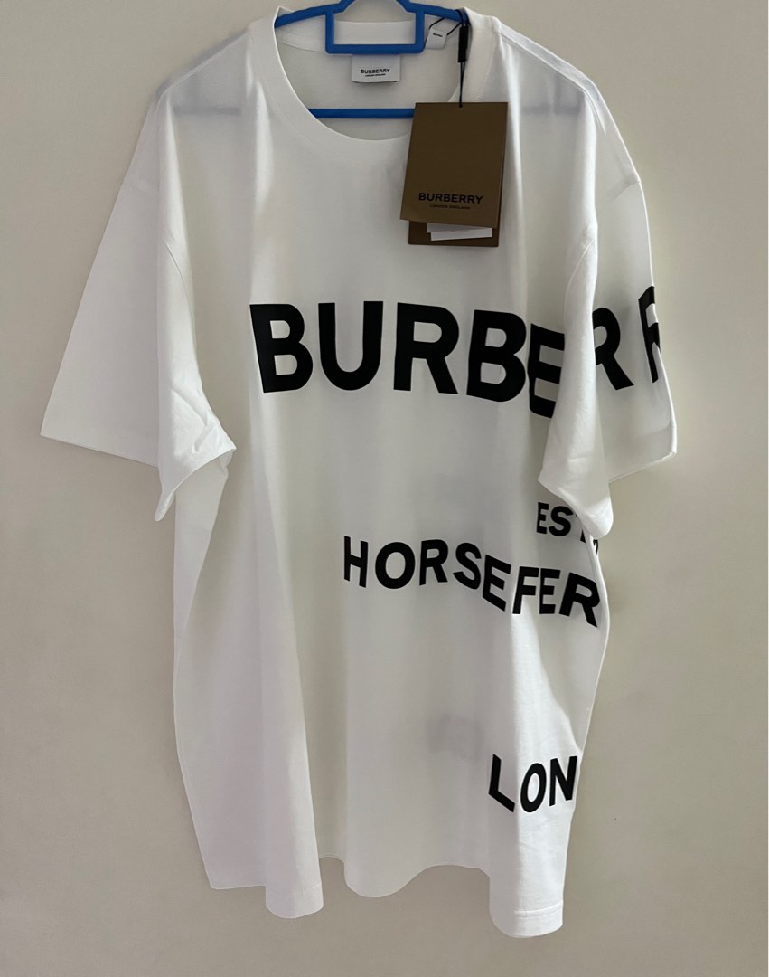 Burberry Horseferry Oversized T-shirt, Men's Fashion, Tops & Sets ...