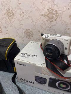 Canon EOS M3 White Putih