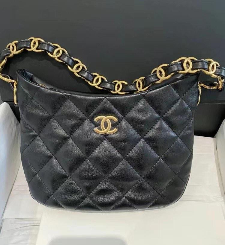 Chanel hobo 22k bag