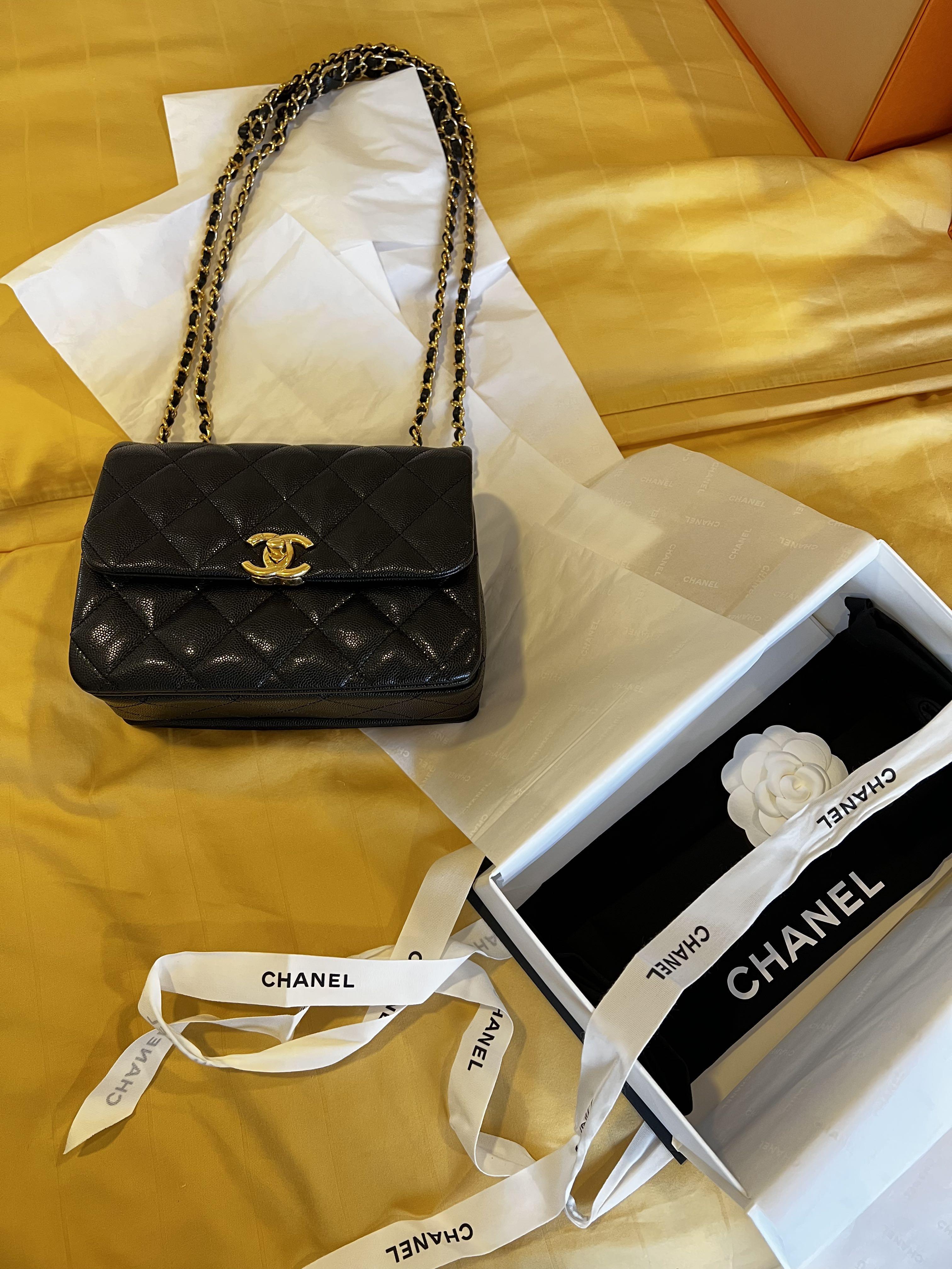 CHANEL 22K COCO FIRST BAG Black 20cm
