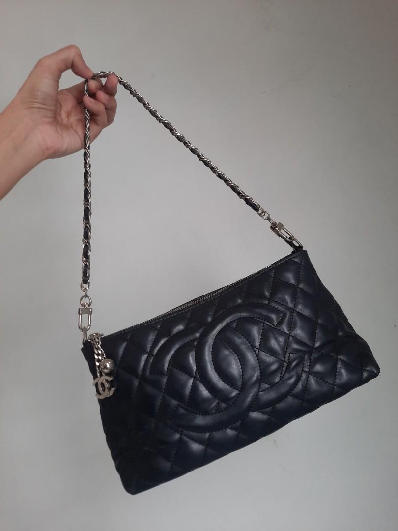 Chanel pochette discount