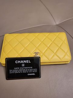 (Category: ) located in . Submitted by bags.wallet (Listing ID 1185748311, Image 1). Description: .