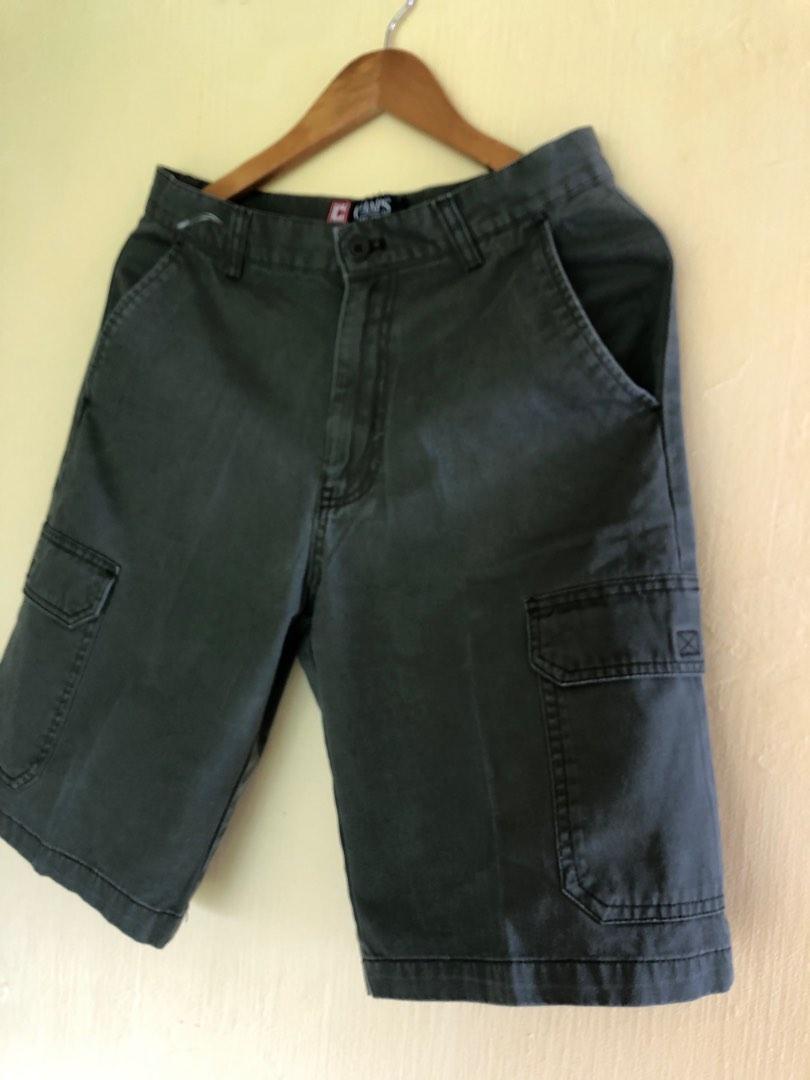 Chaps Cargo Shorts (Category: Shorts) located in Calapan. Submitted by shakalak2 (Listing ID 1185850526, Image 3). Description: From 🇺🇸box Tag 30(15x20).