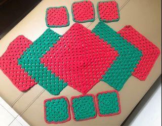 Crochetted Christmas Set (table centerpiece&coasters)