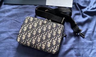 （分類：）位於 。 由 GOODIES2212 提交（商品編號 1185826007，圖片 1）。簡介： 。
