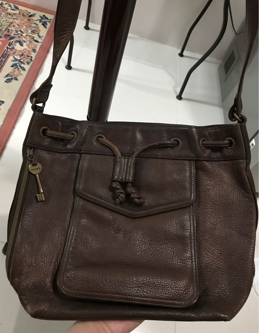 Fossil Bucket Bag, Women's Fashion, Bags & Wallets, Shoulder Bags on